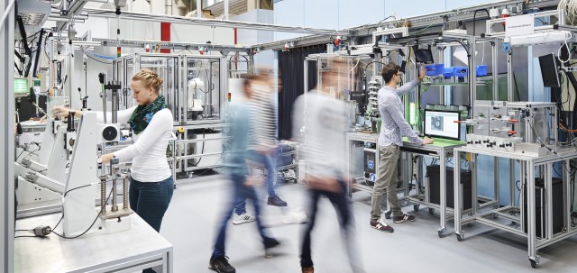 Lernfabrik Globale Produktion am KIT